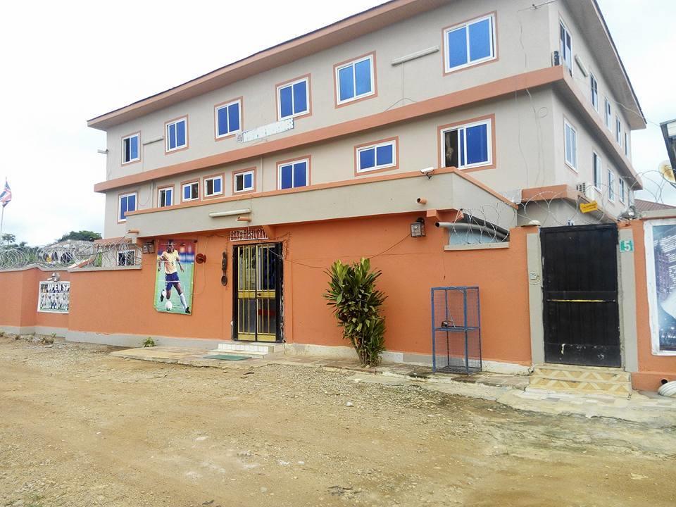 Open Space Hotel Kumasi Exterior photo