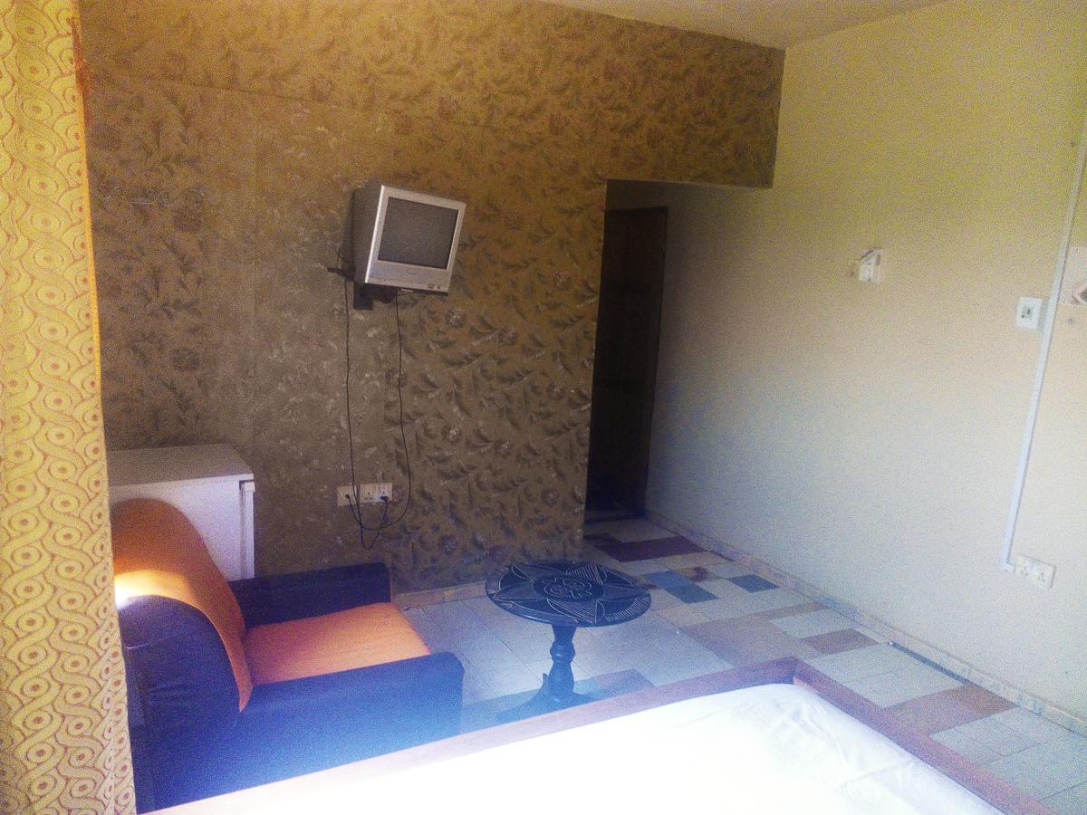 Open Space Hotel Kumasi Exterior photo